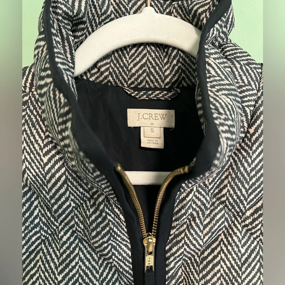 J CREW Down Filled Puffer Vest Herringbone Black White Winter Fall Class…